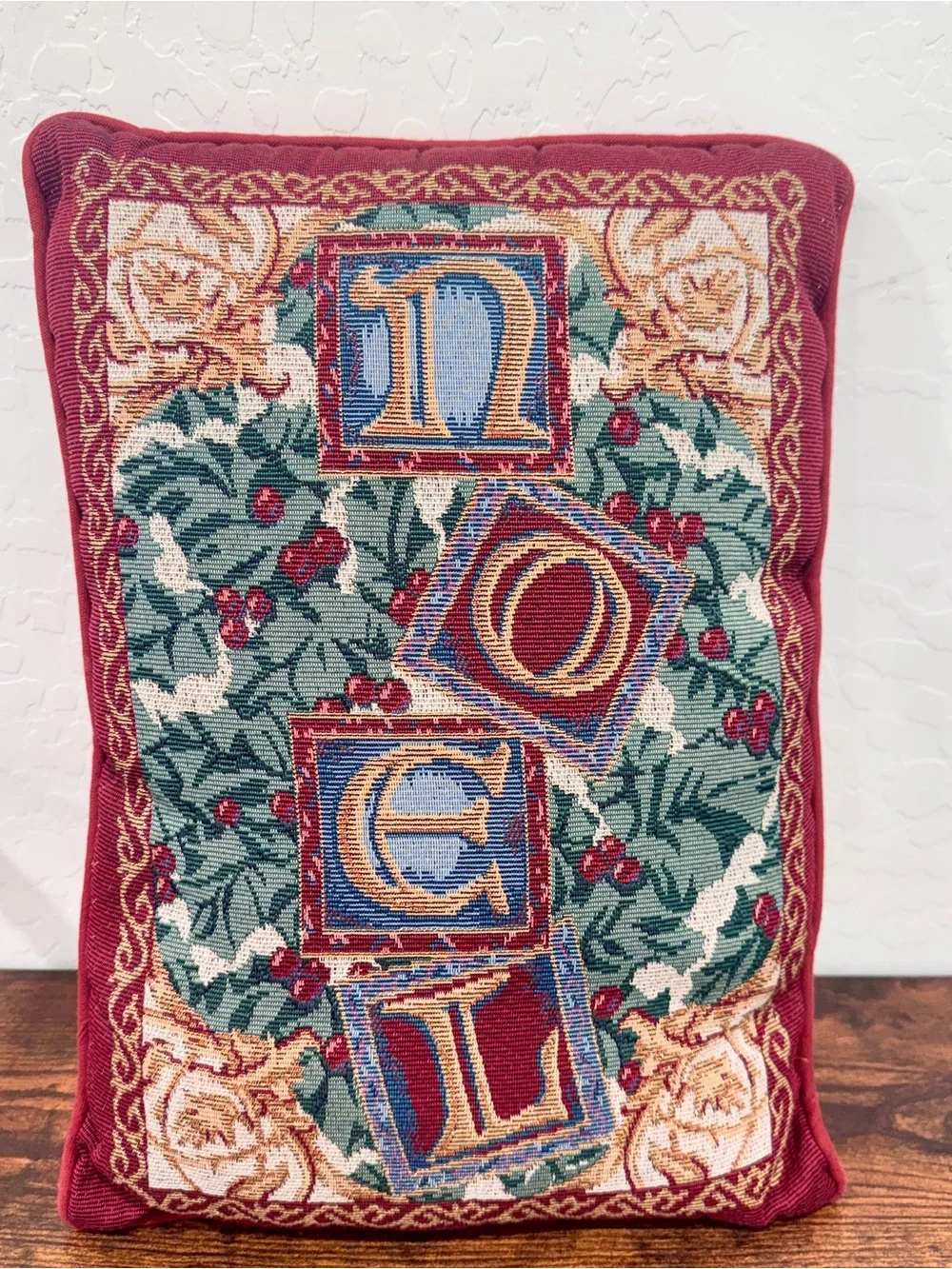 Vintage Noel Needlepoint Decorative Tapestry Throw Pillow Christmas Holiday
